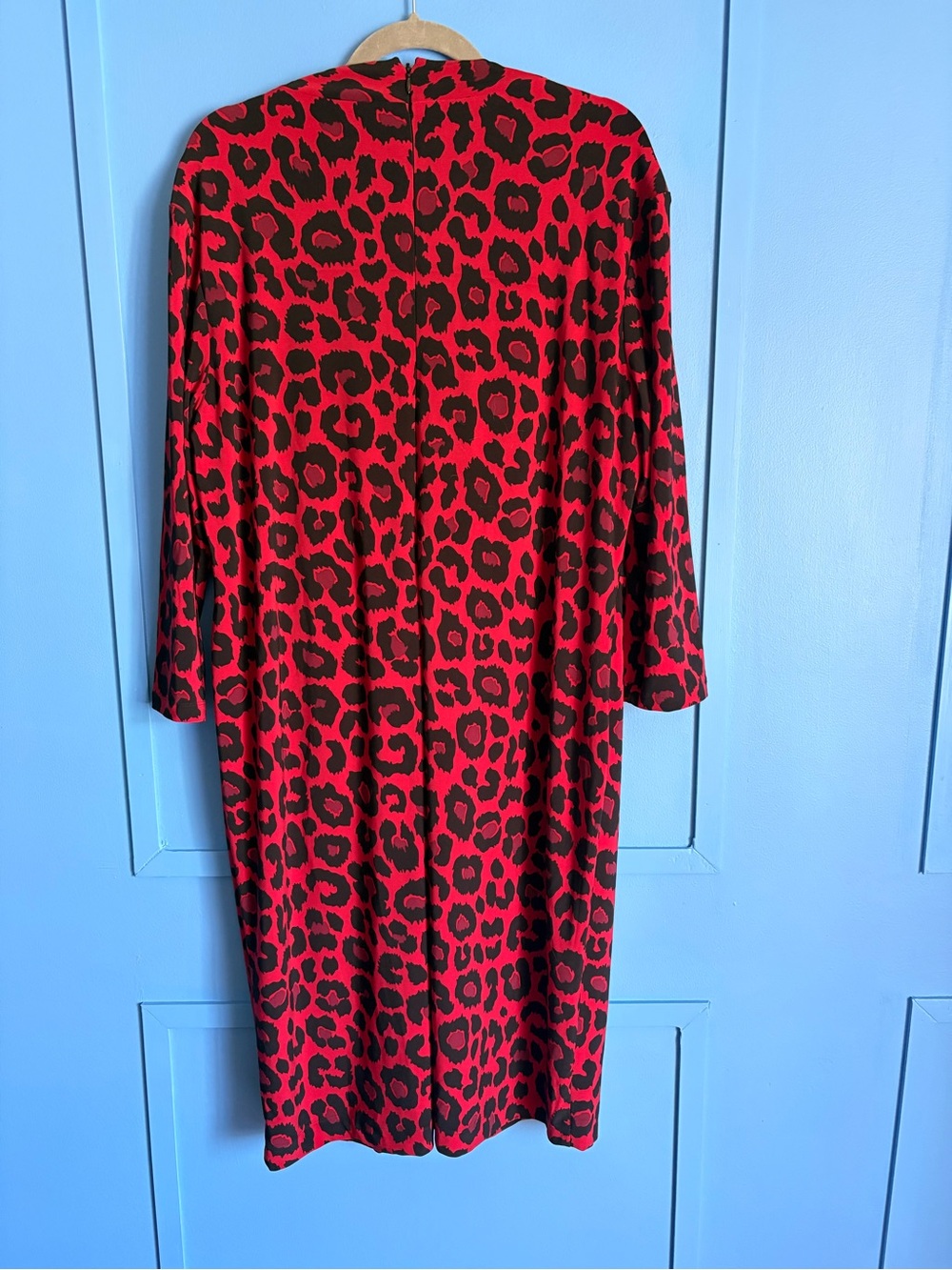 Anne Klein Red and Black Leopard Top: Women’s Size 2XL - Picture 3 of 3